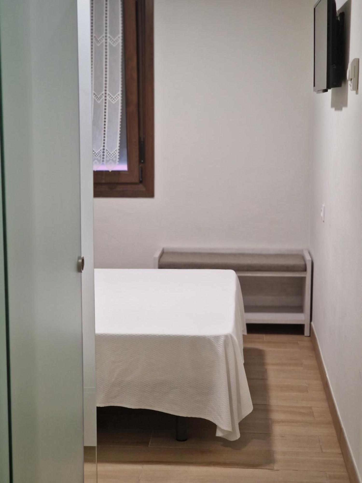 Hotel La Quinta Куэ Экстерьер фото